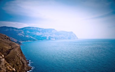 güzel manzara, deniz ve dağlar