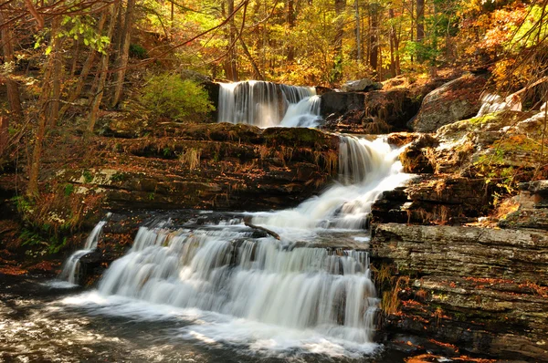 Obere Wasserfälle an delaware Wasserlücke — Stockfoto