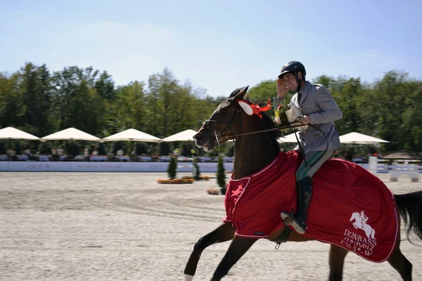 Astride horses — Stock Photo, Image