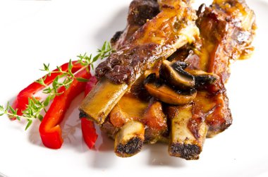 yanmış kızarmış pirzola