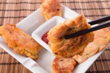 Balık biber sosu ile