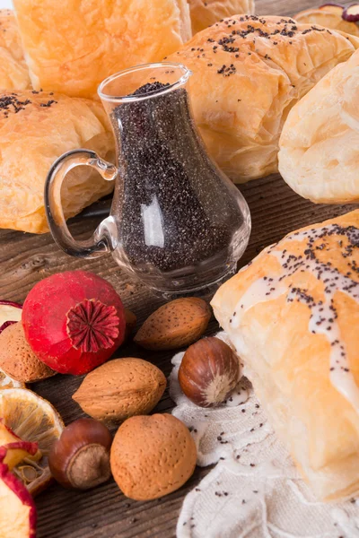 Puff pastry with cinnamon sugar — Stock Photo, Image