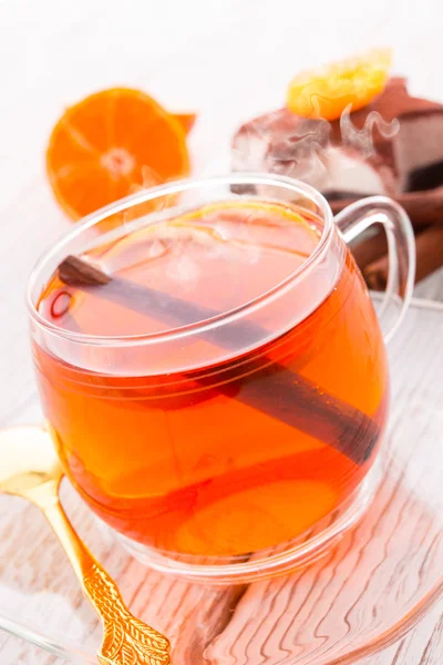 Ovocný čaj a krémová hvězda — Stock fotografie