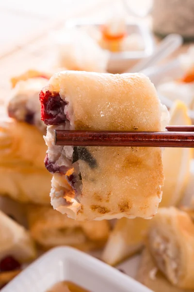 Sweet spring rolls — Stock Photo, Image