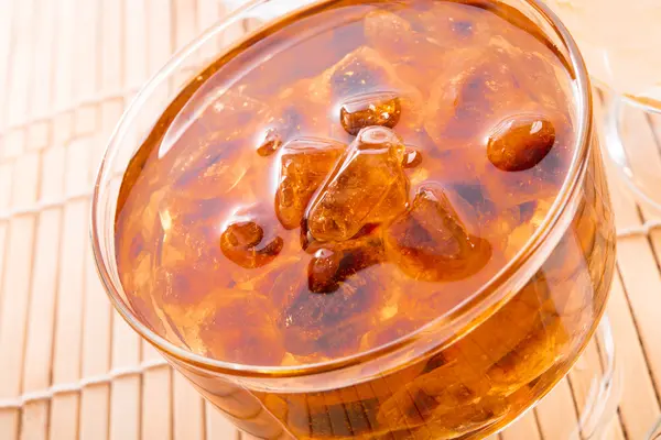 Tea with rock candy — Stock Photo, Image