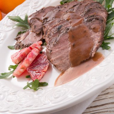 gevrek ördek meme portakal ve rucola ile