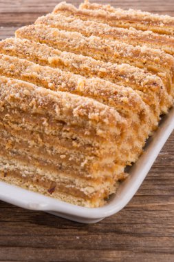 katmanlı karamelli pasta