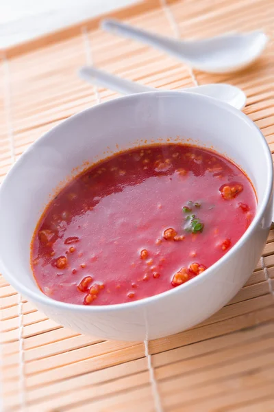 Sopa de tomate cantão - foco seletivo — Fotografia de Stock