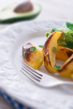 Avokado-krem - seçici odak