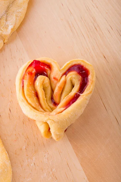 Hearts from yeast dough — Stock Photo, Image