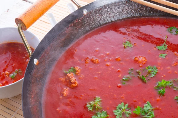 Китайский томатный суп — стоковое фото