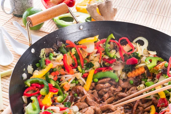 Wok frying pan — Stock Photo, Image