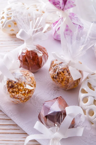 Hemgjorda nibble - müsli - liten boll — Stockfoto