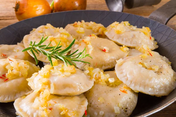 Pierogi com carne — Fotografia de Stock