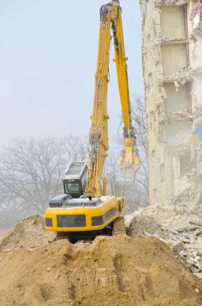 Block of flats demolition — Stock Image Block of flats demolition Stock Picture