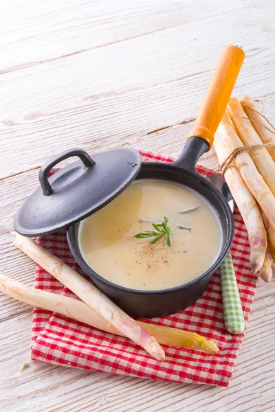 Spargelsuppe — Stockfoto