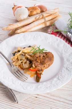 et husumetindne zeytin