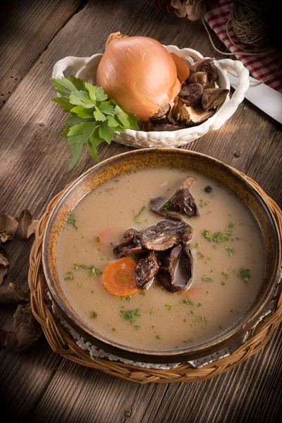 Soupe aux champignons de pierre — Photo