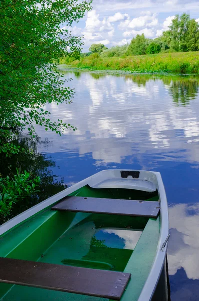 Près de la rivière — Photo