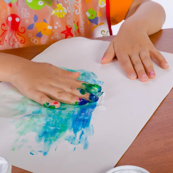Malování s barvami prst — Stock fotografie
