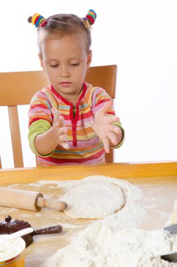 aşçı içinde küçük kızlar