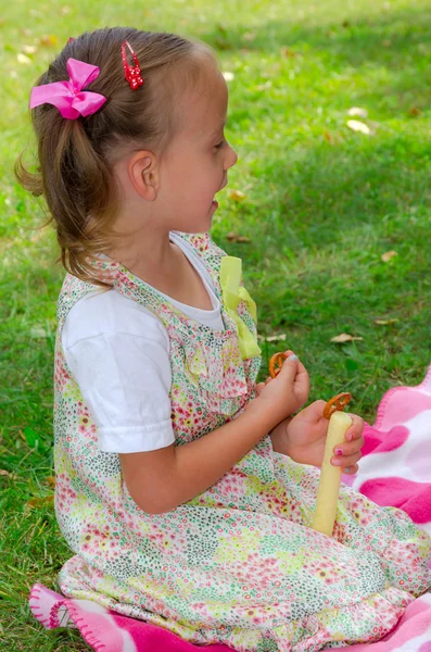 Portret małej dziewczynki — Zdjęcie stockowe