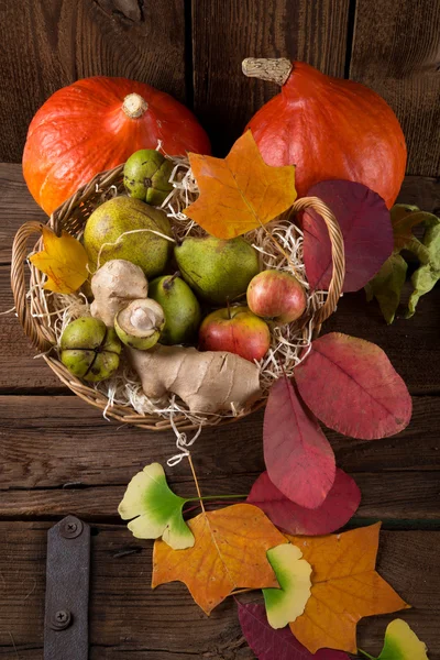 Cesta de abóbora apfel — Fotografia de Stock