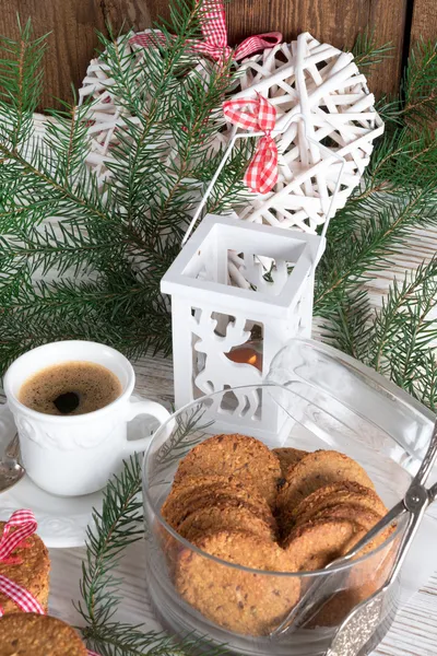 Mjölk och kakor till tomten — Stockfoto