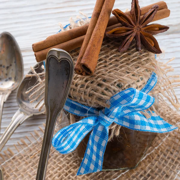 Poudre une confiture de prunes — Photo