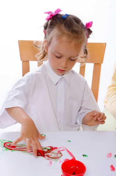 Mãe e filha pintar com o dedo — Fotografia de Stock