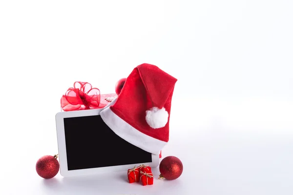 Tablet pc z santa hat — Zdjęcie stockowe