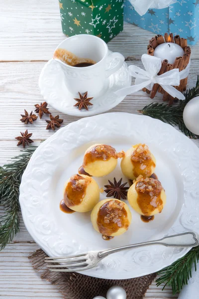 Potato dumplings with a meat filling — Stock Photo, Image