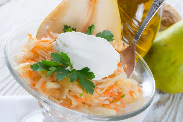 Sellerie-Salat mit Birne — Stockfoto