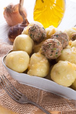 dumplings with meatball