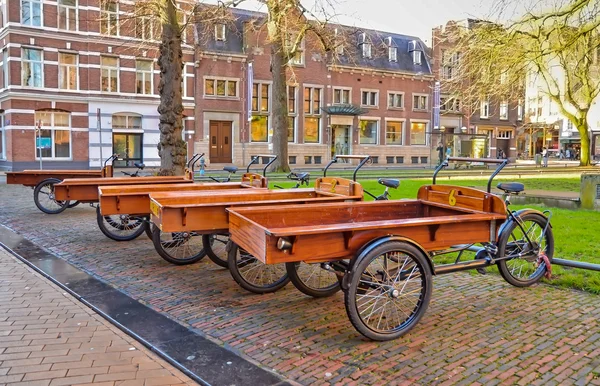 Holanda bicicleta de descanso — Foto de Stock