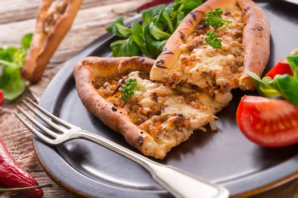 Huis-gebakken pide — Stockfoto