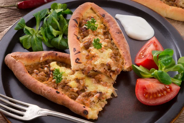 Home-baked pide — Stock Photo, Image