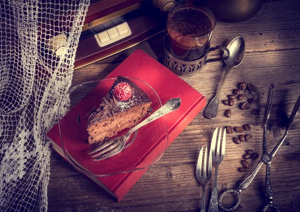 Chocolate cake and Turkish coffee — Stock Photo, Image