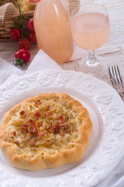 soğan tart ve federweisser