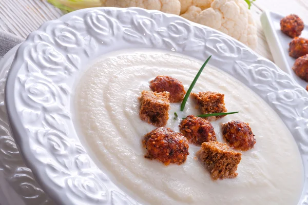 Cauliflower cream soup — Stock Photo, Image