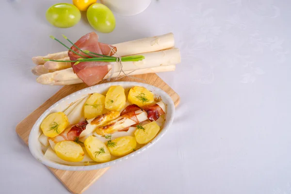 Spargel und Schinken — Stockfoto