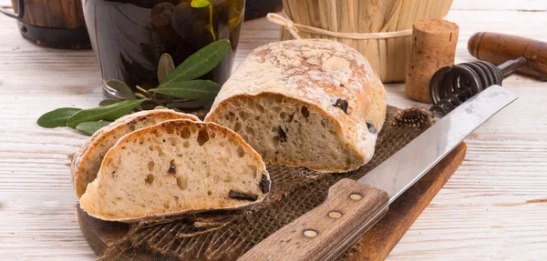 Hemmagjord olivciabatta — Stockfoto