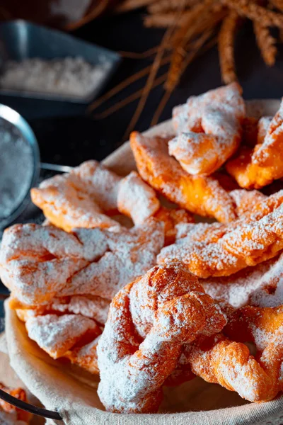 Raderkkuchen Een Traditioneel Pools Varkensdeeg — Stockfoto