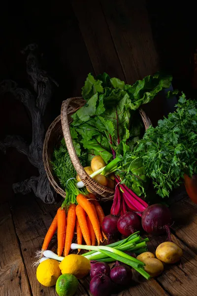 Φρέσκα Λαχανικά Ξύλινο Φόντο — Φωτογραφία Αρχείου