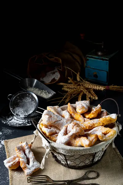 Raderkkuchen Een Traditioneel Pools Varkensdeeg — Stockfoto