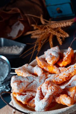 Raderkkuchen geleneksel bir Polonya pastasıdır..