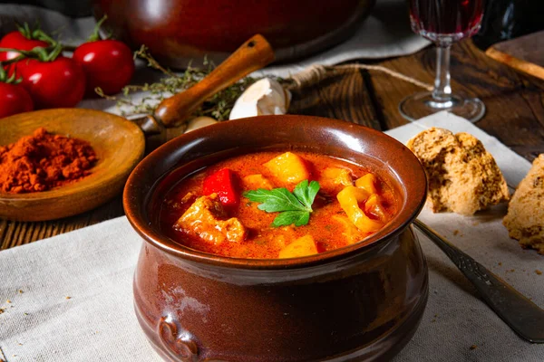 Hungarian Goulash Soup Cauldron Pot — Stock Photo, Image