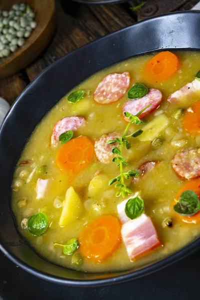 Hearty Rustic Pea Soup Bacon Sausage — Stock Photo, Image
