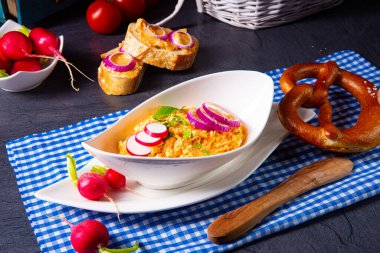 Bavyera Obazda Güney Almanya 'dan bir klasik