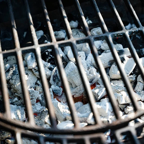 Burning Charcoal Grill — Stock Photo, Image